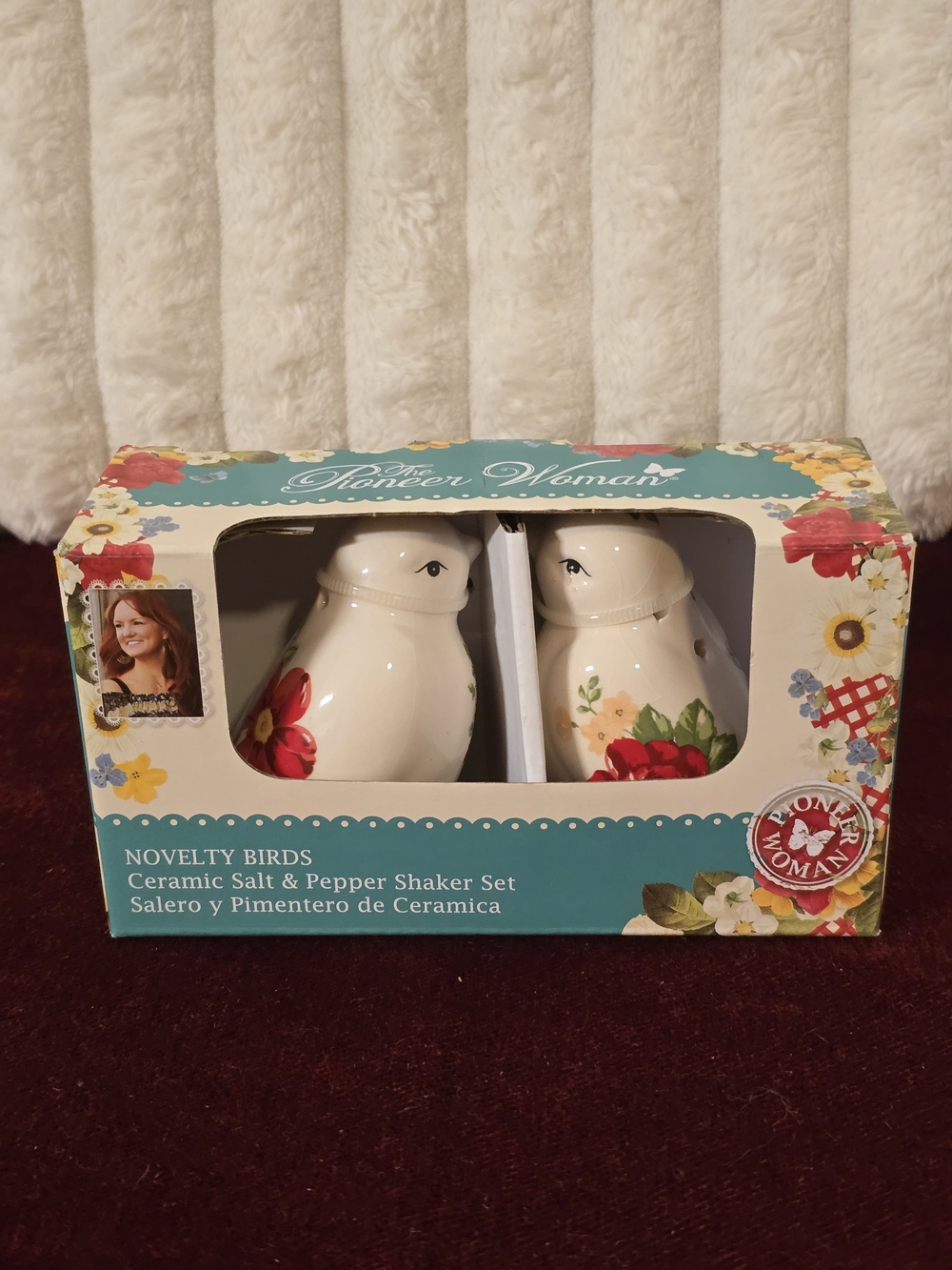 NIB The Pioneer Woman Novelty Birds Ceramic Salt& Pepper Shaker Set 2017 Retired